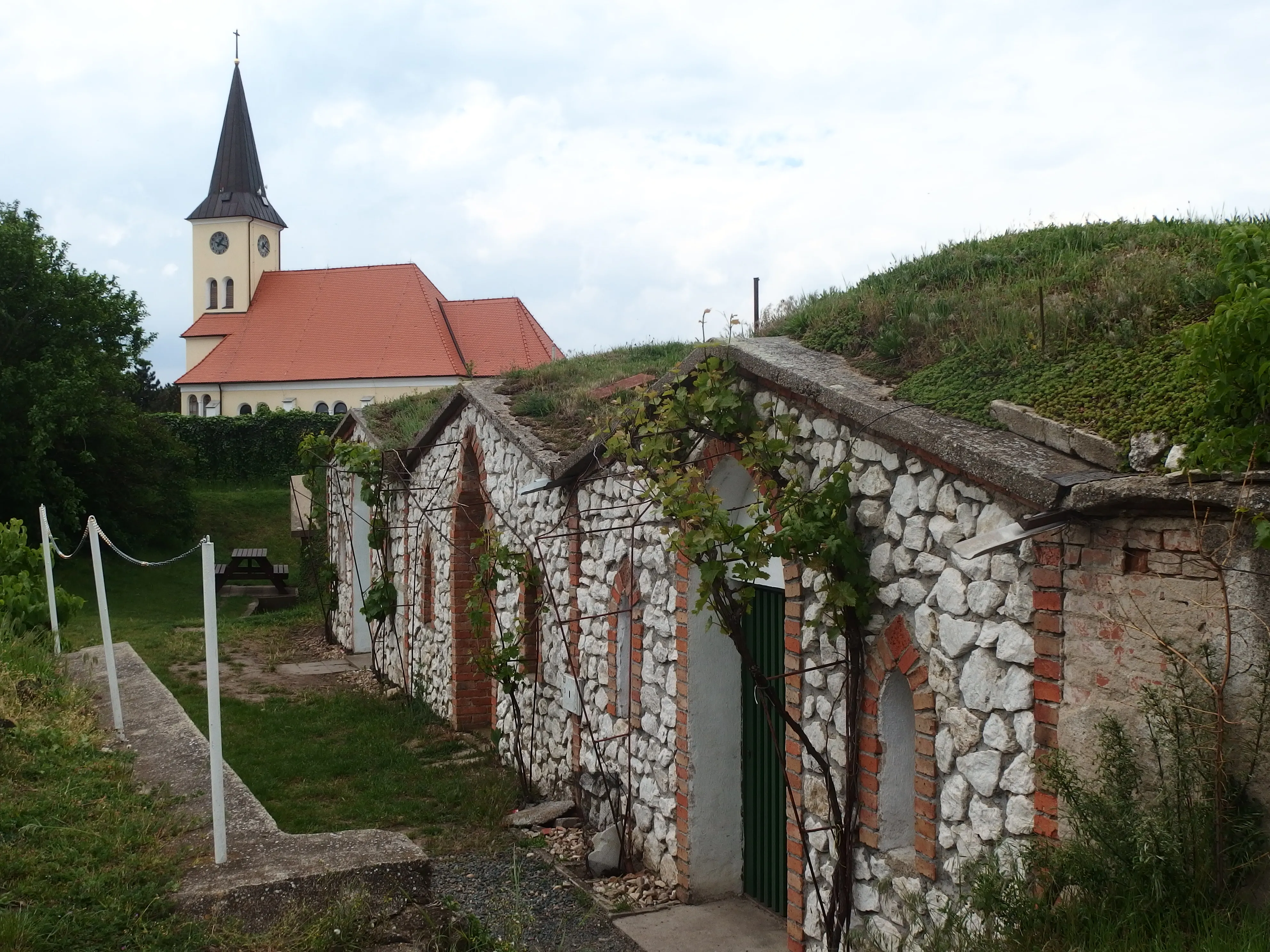 Historický vinný lis ve Vrbici